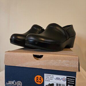 JBU by Jambu Women's Slip On Clog Shoes Black Leather Size 8.5 M New in Box